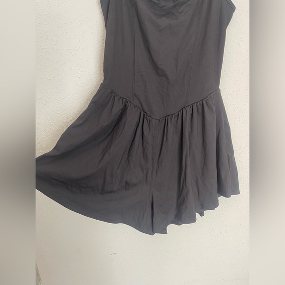 NWT Black Spaghetti Strap Romper Size M - Picture 4 of 6